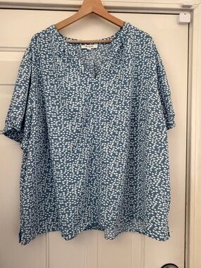 Blue Speckled V-Neck Blouse - Lightweight Women's Top